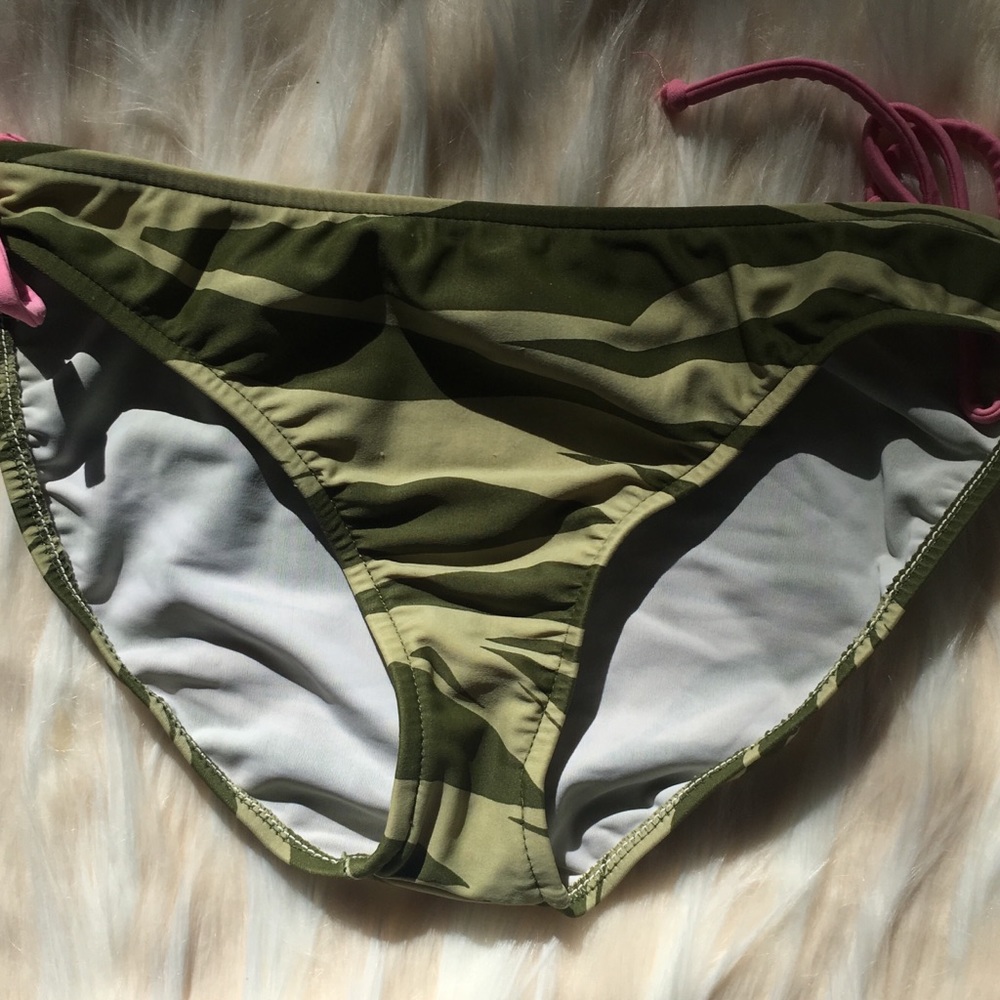 XS bikini bottoms bundle 2pcs
